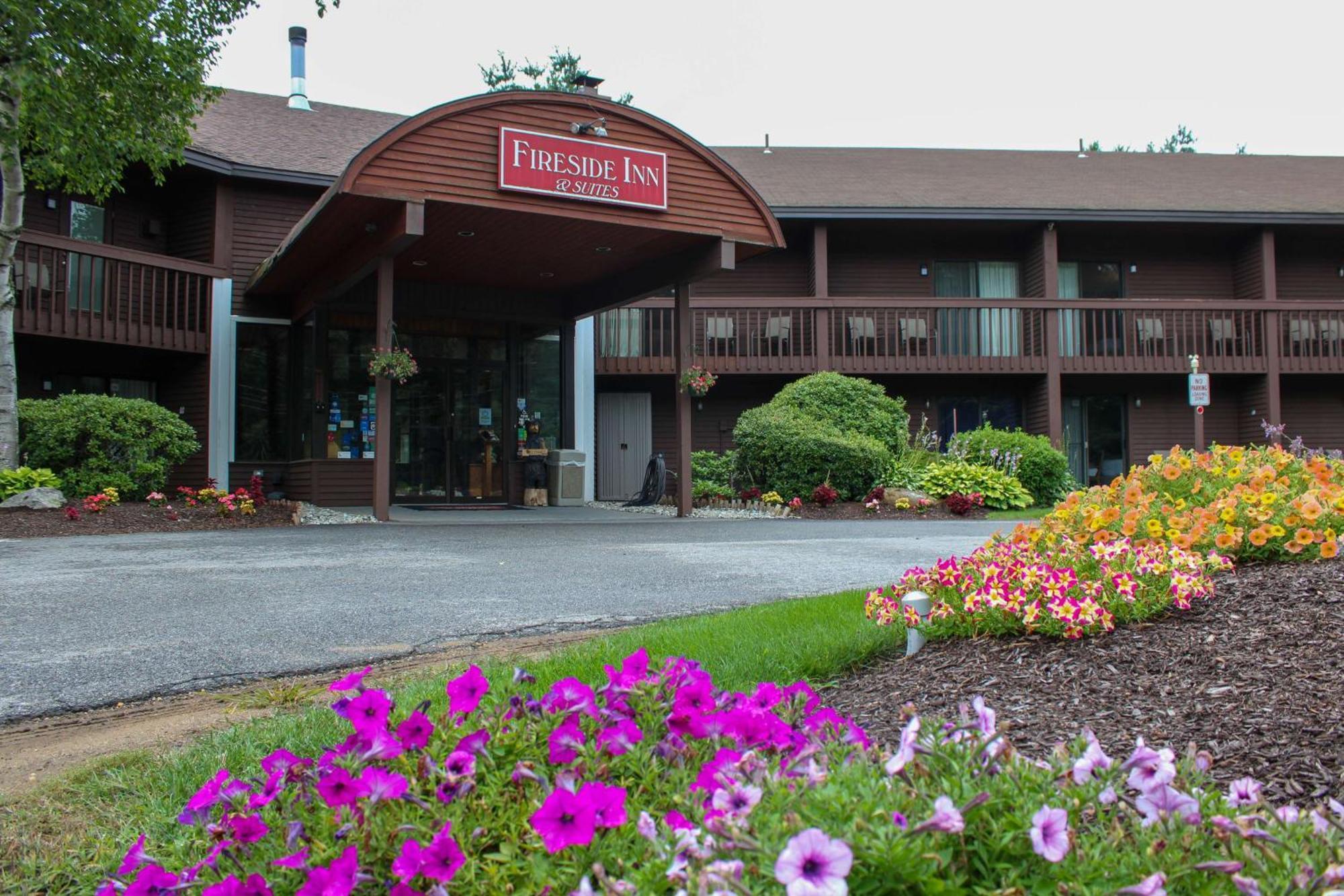 Fireside Inn & Suites Gilford Exterior photo